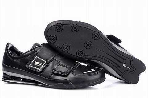 Rajasthan Tour Chausport Nike Air Max Shox Rivalry Noir Et Or